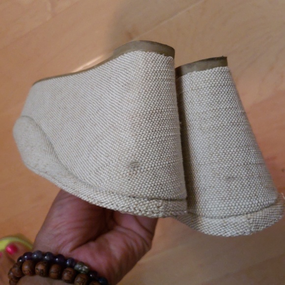 Cuteness 🏖🏕🏜Tan wedge - Picture 8 of 8